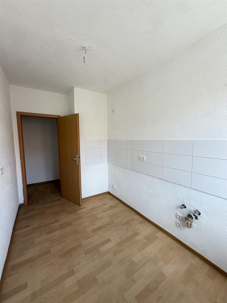 2 Raum- Wohnung in Bitterfelder Innenstadt - Photo 3